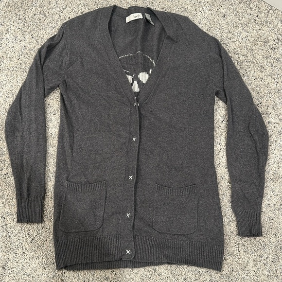 Kersh skull and cross bone cardigan - Picture 2 of 4